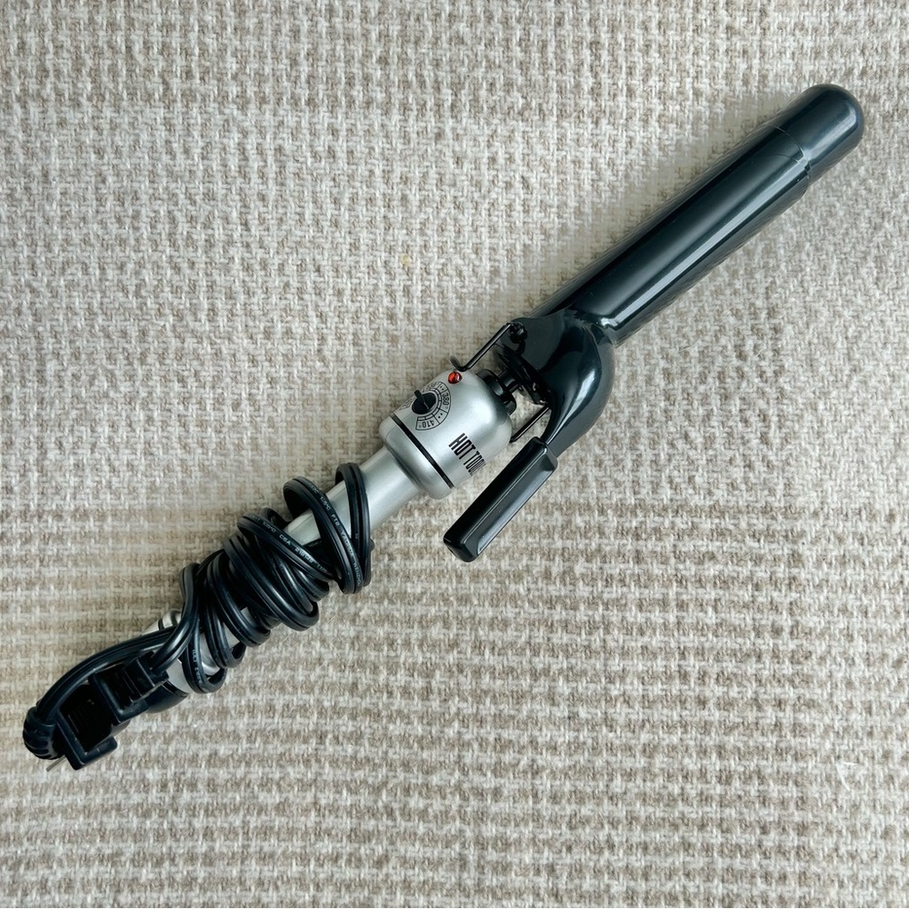 Hot Tools 1.25” curling iron